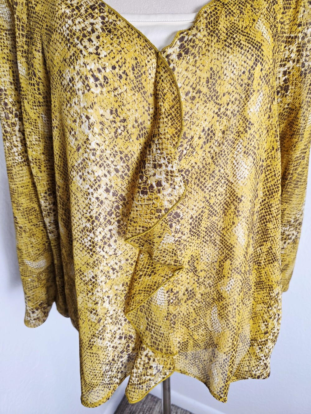 Dana Buchman Mustard Yellow Leopard-Print Blouse - Picture 8 of 10